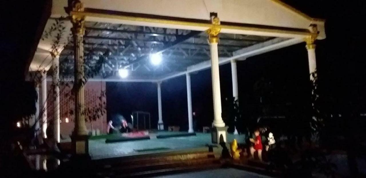 Seri Kenangan Kota Samarahan Exterior foto